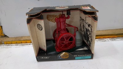 Lot 598 - ERTL IHC FAMOUS ENGINE