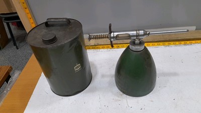 Lot 554 - BP ENERCOL UPPER CYLINDER LUBRICANT GUN AND 5L CASTROL OIL CAN