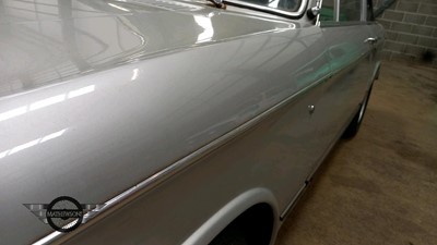 Lot 378 - 1973 BMW 2002 CABRIOLET