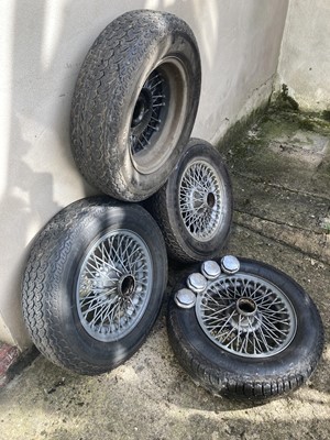 Lot 32 - 4 MG WHEELS