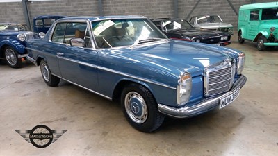 Lot 153 - 1975 MERCEDES 280 CE AUTO