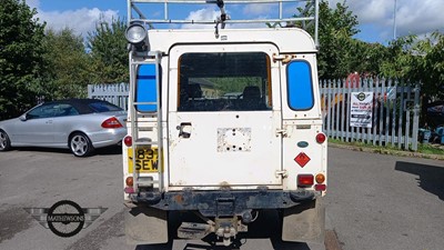 Lot 104 - 1992 LAND ROVER 110 DEFENDER TURBO DIES