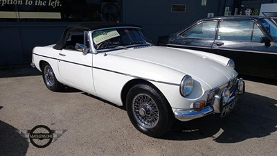 Lot 532 - 1968 MG B GT