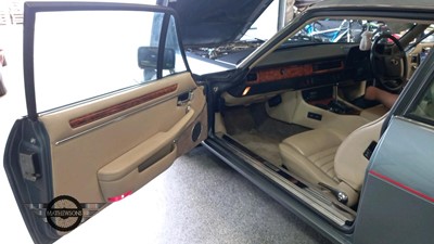 Lot 52 - 1989 JAGUAR XJS HE AUTO