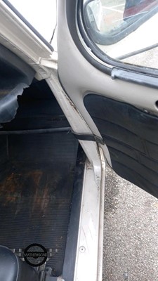 Lot 610 - 1987 RENAULT 4 TL