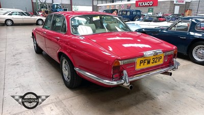 Lot 270 - 1976 JAGUAR 4.2 XJ6 L AUTO