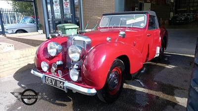 Lot 670 - 1949 TRIUMPH ROADSTER