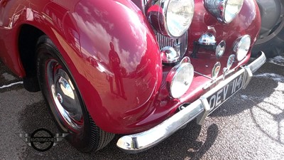 Lot 670 - 1949 TRIUMPH ROADSTER