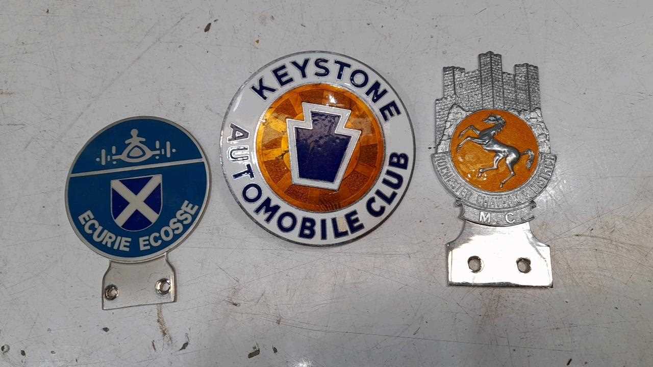 Lot 222 - 3X BADGES ECURIE ECOSSE , KEYSTONE AUTO CLUB