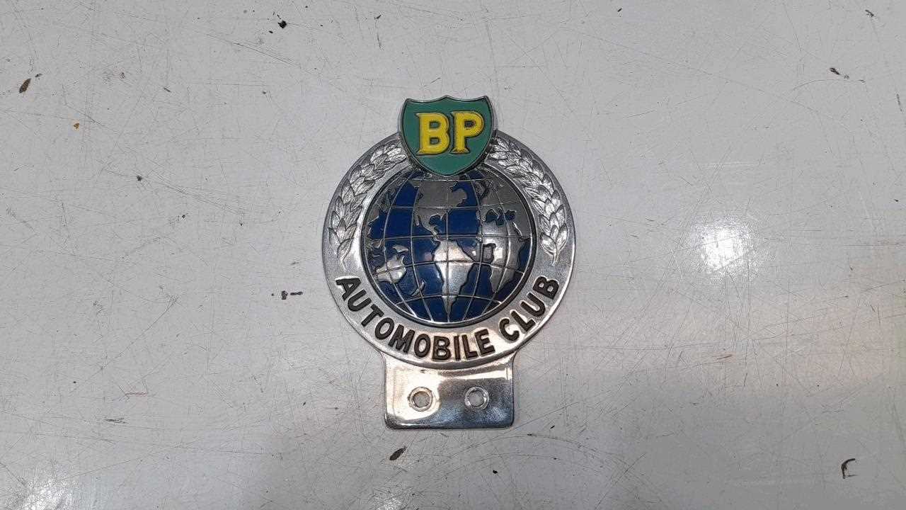 Lot 243 - BP AUTOMOBILE BADGE