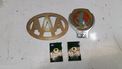 Lot 250 - 4X BADGES AAA AMERICA , AMICO + 2 X RACING GREEN