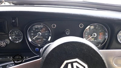 Lot 184 - 1975 MG B ROADSTER