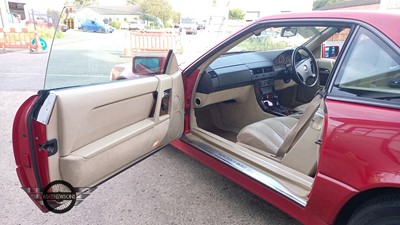 Lot 482 - 1991 MERCEDES 300SL-24 AUTO