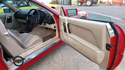 Lot 482 - 1991 MERCEDES 300SL-24 AUTO