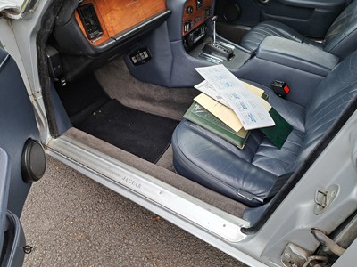 Lot 432 - 1983 JAGUAR 4.2 XJ6 AUTO