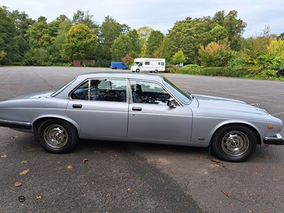 Lot 432 - 1983 JAGUAR 4.2 XJ6 AUTO