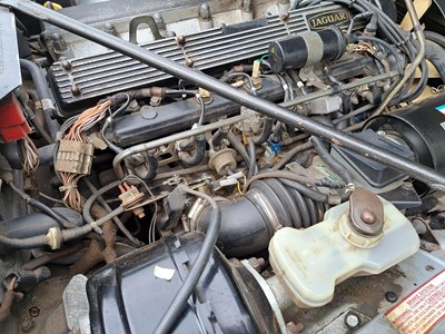 Lot 432 - 1983 JAGUAR 4.2 XJ6 AUTO