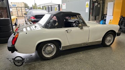 Lot 324 - 1976 MG MIDGET 1500