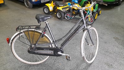 Lot 620 - GIANT LADIES BICYCLE