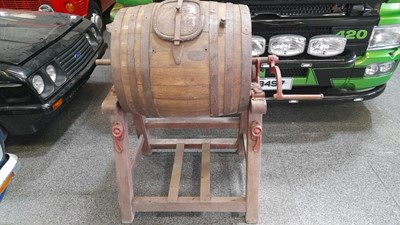 Lot 626 - BUTTER CHURN