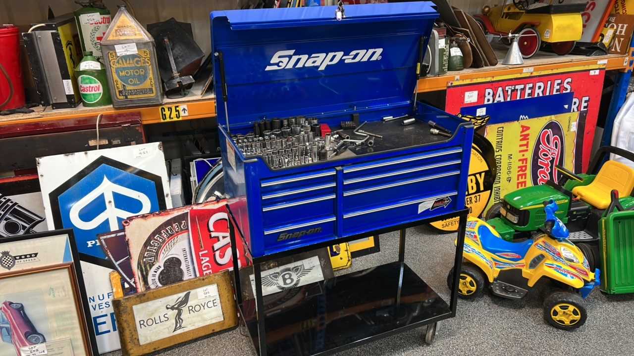 Snap on toy tool sales box