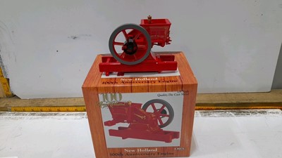 Lot 410 - ERTL NEW HOLLAND ENGINE