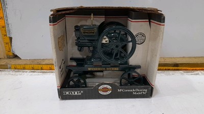 Lot 384 - ERTL MC CORMICK DEERING ENGINE