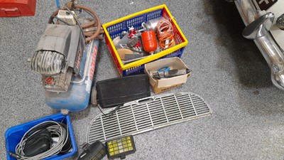 Lot 635 - COMPRESSOR , AIR TOOLS AND VARIOUS BITS