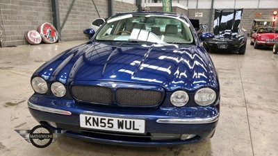 Lot 396 - 2005 JAGUAR XJ8 V8 SE AUTO