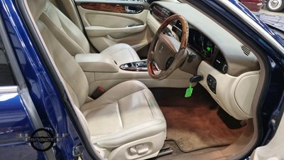 Lot 396 - 2005 JAGUAR XJ8 V8 SE AUTO