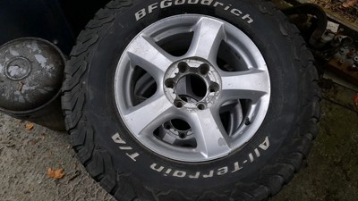 Lot 427 - ISUZU D MAX ALLOY WHEELS AND TYRES 17" SET OF 4