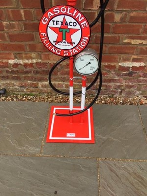 Lot 253 - RENOVATED TEXACO PUMP