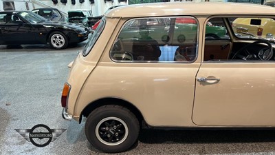 Lot 339 - 1971 AUSTIN MINI 1000