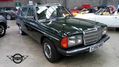 Lot 236 - 1985 MERCEDES 230 TE AUTO