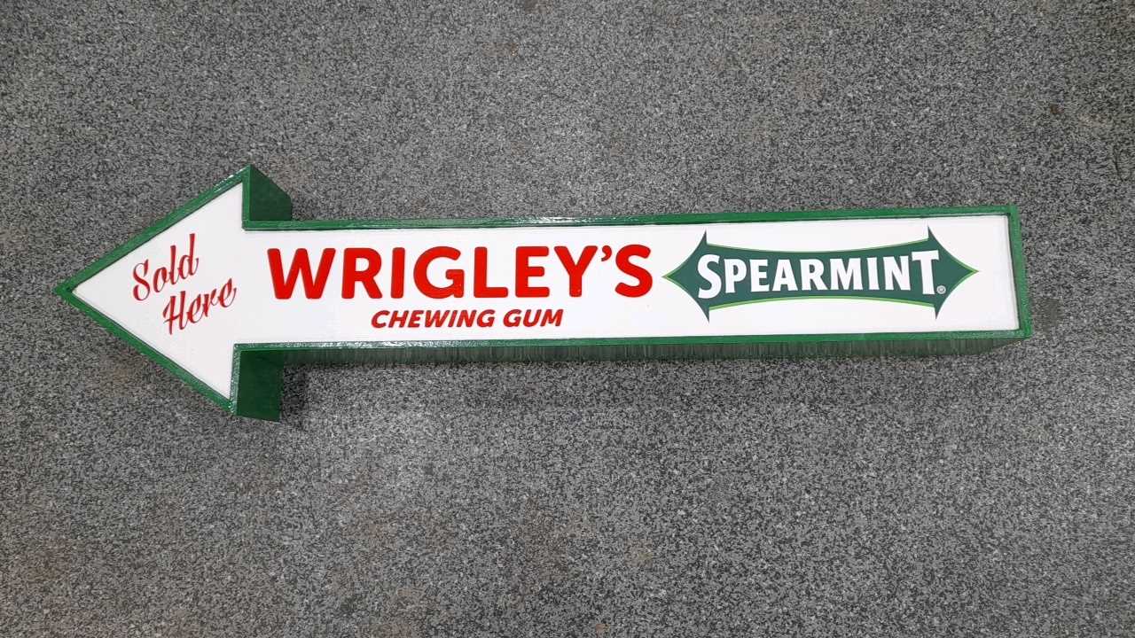 Lot 50 - WRIGLEY'S SPEARMINT ARROW SIGN