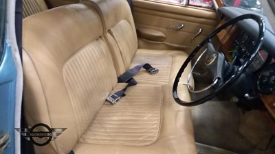 Lot 314 - 1969 DAIMLER V8 250