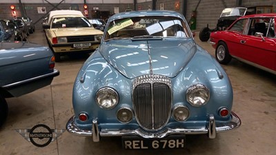 Lot 314 - 1969 DAIMLER V8 250