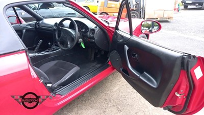 Lot 590 - 1999 MAZDA MX 5