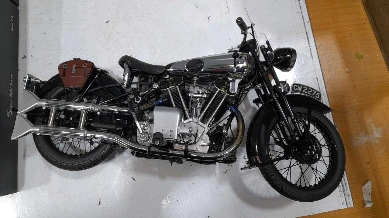 Lot 244 - MINICHAMPS BROUGH SUPERIOR SS100 T.E