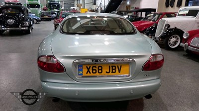 Lot 288 - 2000 JAGUAR XK8 COUPE AUTO