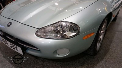 Lot 288 - 2000 JAGUAR XK8 COUPE AUTO