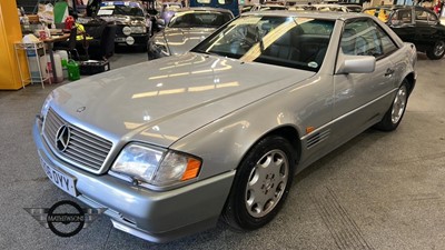 Lot 513 - 1996 MERCEDES SL500 AUTO