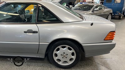 Lot 513 - 1996 MERCEDES SL500 AUTO