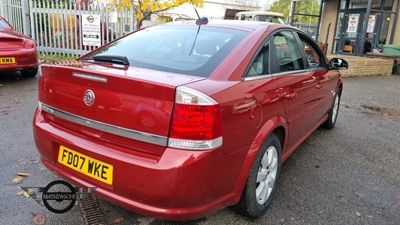 Lot 592 - 2007 VAUXHALL VECTRA DESIGN