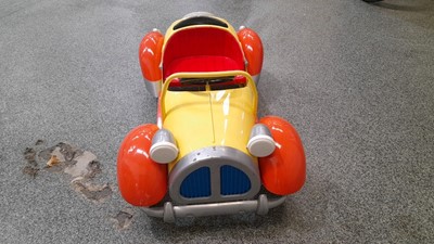 Lot 570 - NODDY CHILDS PEDAL CAR