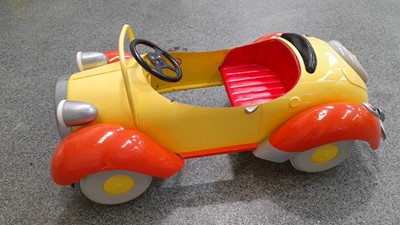 Lot 570 - NODDY CHILDS PEDAL CAR