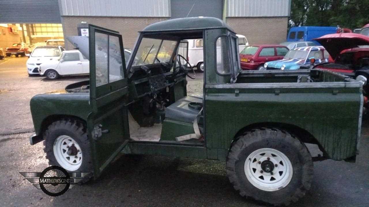 Lot 538 - 1967 LAND ROVER SERIES III CONVERTIBLE 2