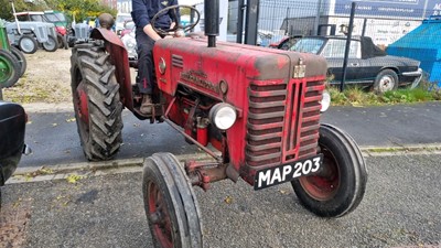 Lot 118 - 1957 MCCORMICK INT. HARVESTER