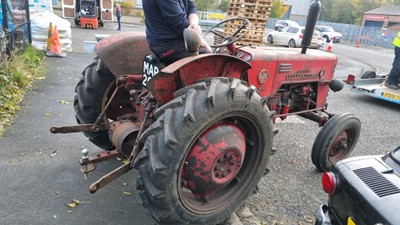 Lot 118 - 1957 MCCORMICK INT. HARVESTER