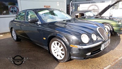 Lot 200 - 2002 JAGUAR S-TYPE V8 AUTO